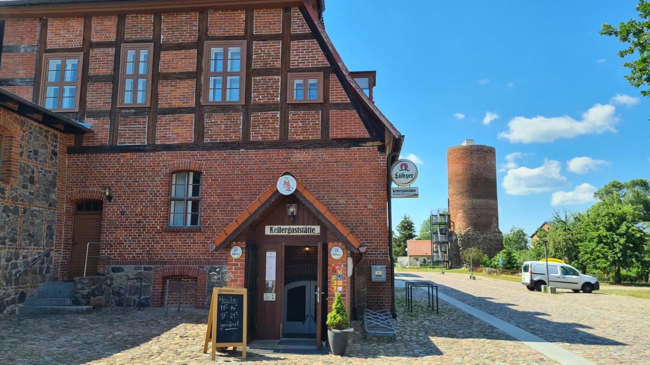 Schloss Rothenklempenow 호텔 외부 사진